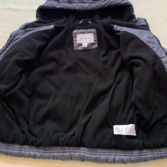 Calvin Klein Boys Puffer Jacket w/ hood Sz 5 Gray - Picture 6 of 10